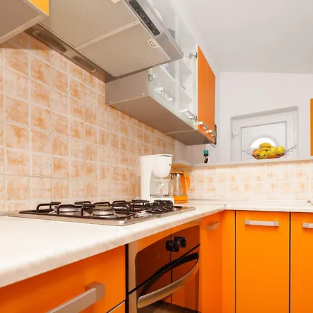 Mit Jacuzzi, Garten Und Parkplatz Appartement Ližnjan